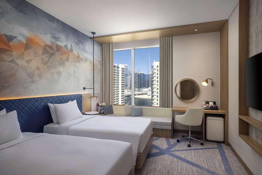 Hilton Garden Inn Dubai Business Bay Habitación foto